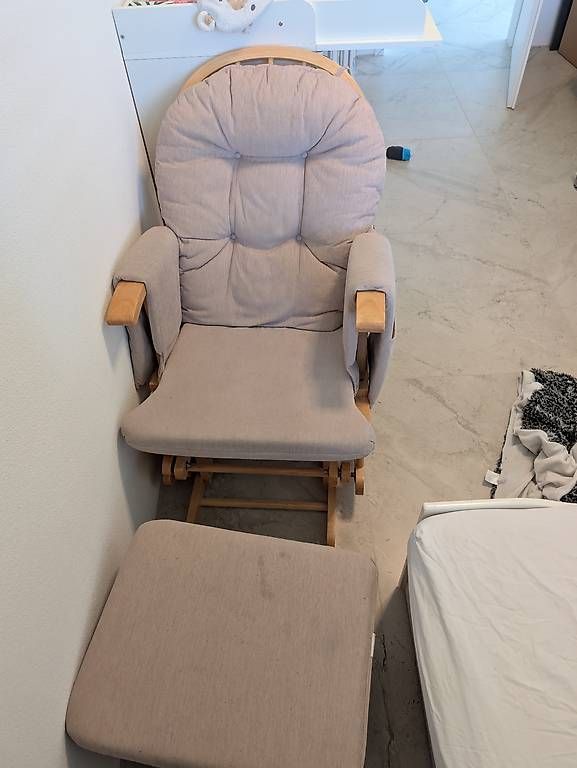 Poltrone: Babylon Stillstuhl mit Hocker – Usato da Olten venduto da wys_5vkv 2
