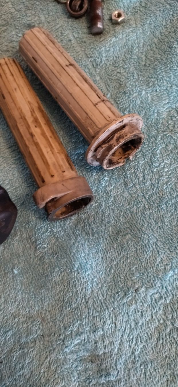Parti ricambio per ciclomotori: Töffli Griffe diverses Kleinmaterial – Usato da Fahrni b. Thun venduto da Bergers_occasionen 2