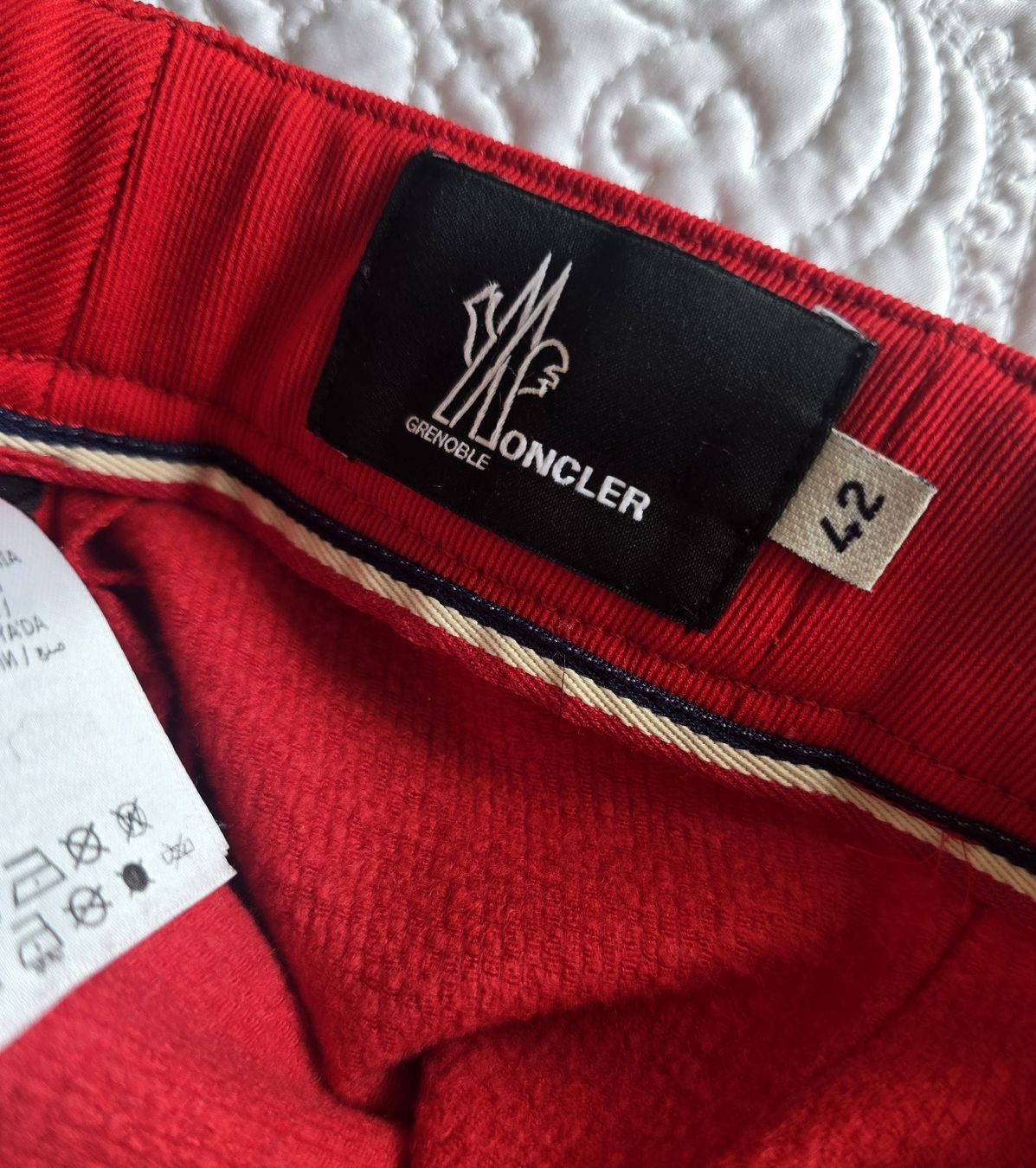 Moncler Lotti di vestiti: Moncler Set Strickpullover und passende Schnee Steghose – Usato da Zollikon venduto da C.fromParis 2