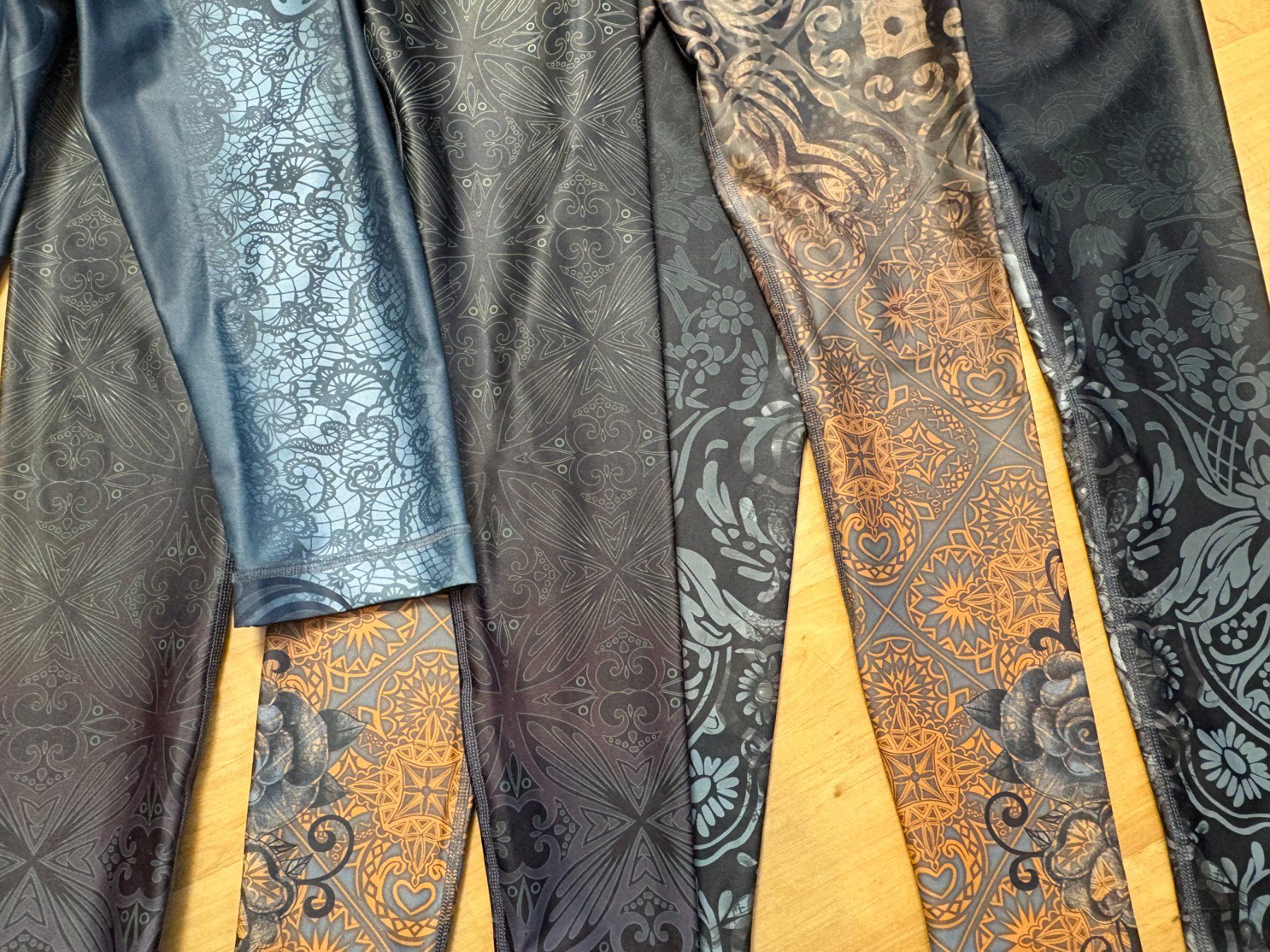 Leggings: Set aus 4 einzigartigen Leggings Gr. S – Gebraucht aus Willisau von ani_gtk8 1