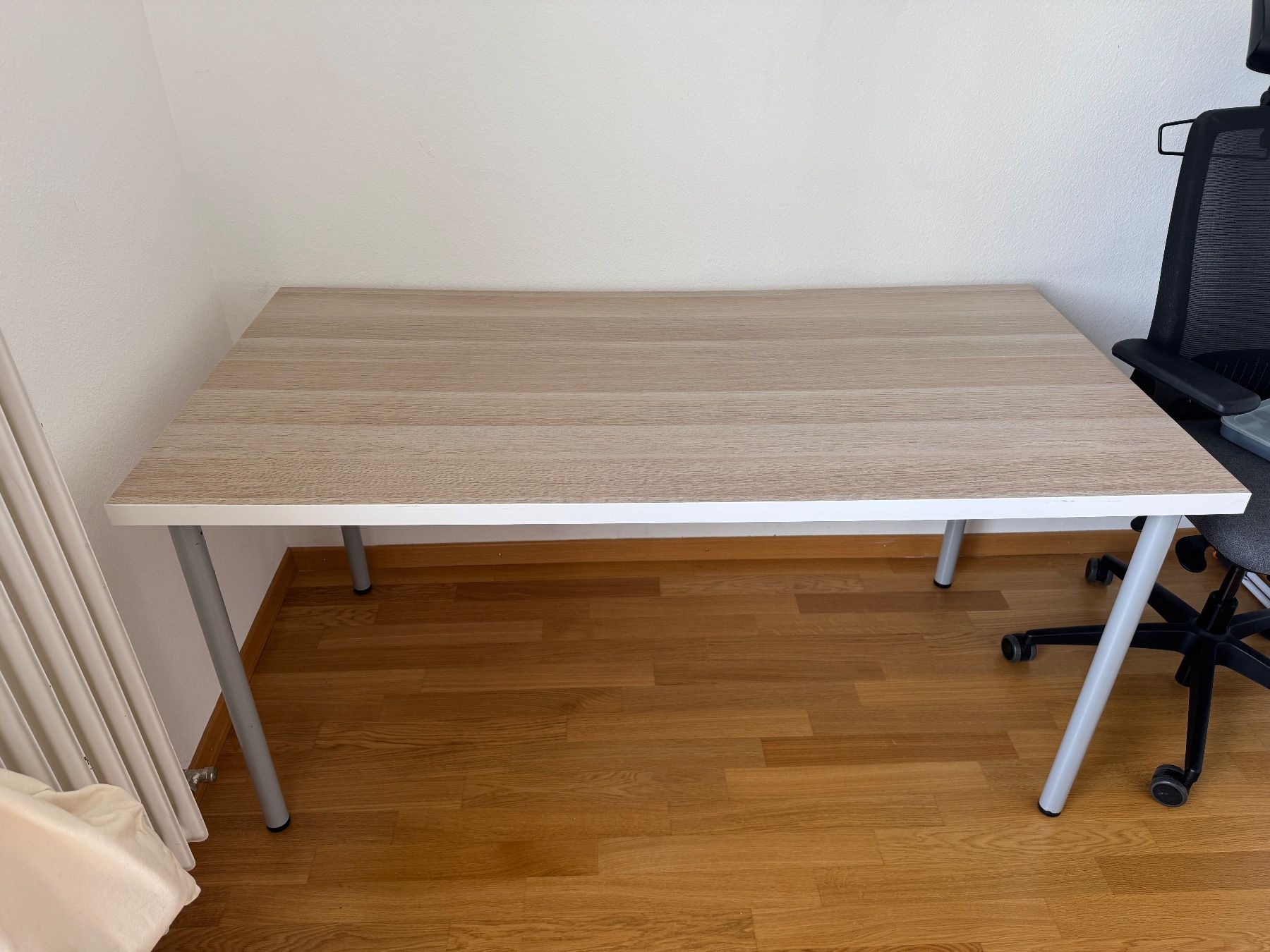 Ikea Scrivanie: Bureau Linnmon 150x75cm – Nuovo (secondo la descrizione) da Lausanne venduto da TCL_1