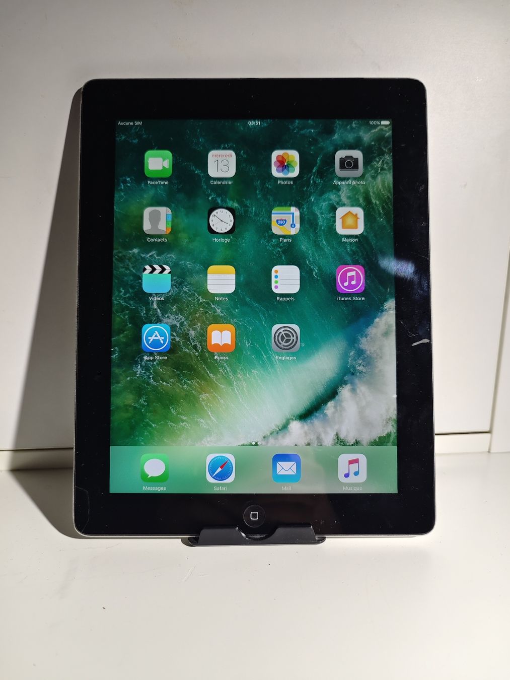 Apple Tablet PC: Apple iPad 4 – Defekt aus La Tour de Peilz von Dejobokin