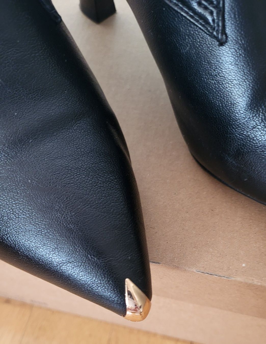 Scarpe da donna: Soulier noire – Nuovo (secondo la descrizione) da Fribourg venduto da VictoriaShop7 5