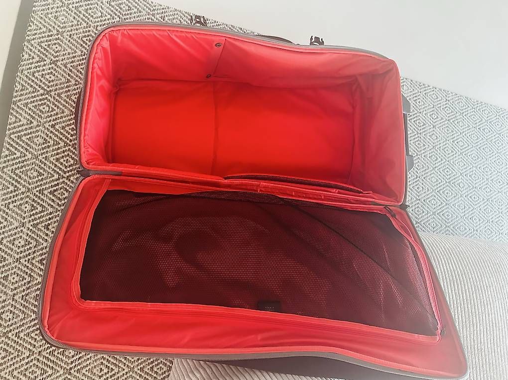 Valigie & Borse: BMW Motorrad Reisetasche – Usato da Port venduto da Sunnyluxe 4
