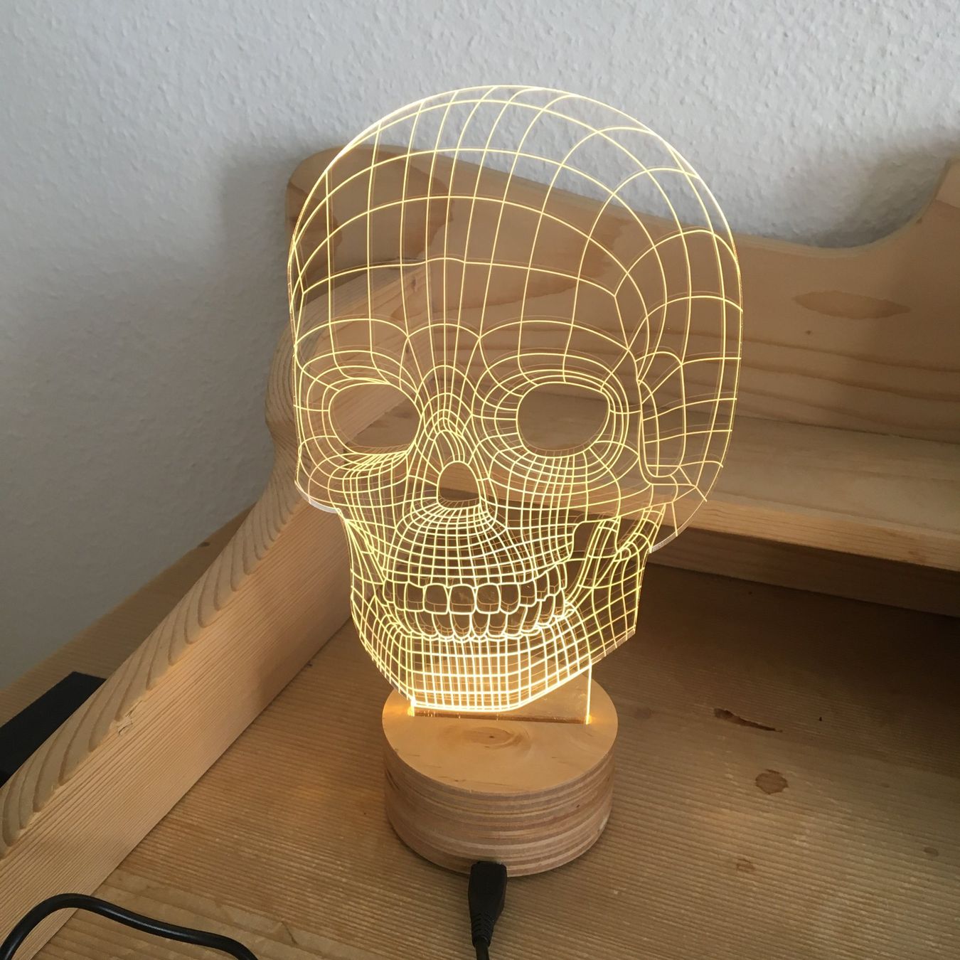 Lampade: BULBING - 3d Schädel Leuchte/ Lampe/ icht, optische Illusion – Nuovo e nell'imballaggio originale da Wil SG venduto da alyx 1