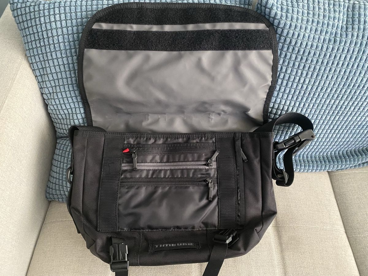 Timbuk2 Borse: Timbuk2 Classic Messenger Bag (Small) – Nuovo (secondo la descrizione) da Winterthur venduto da Burberry00 1