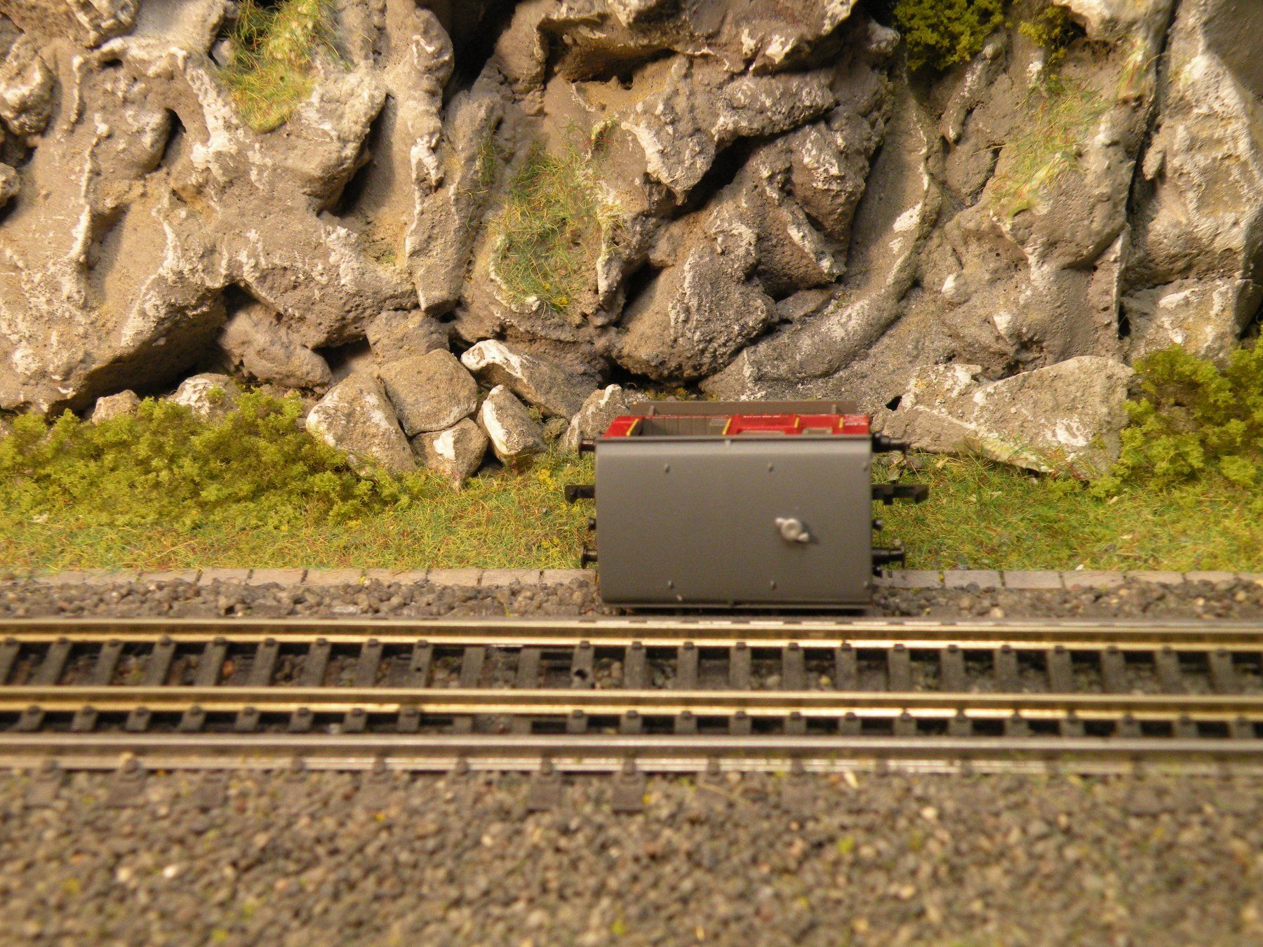 Arnold Modellini di ferrovie: Traktor Arnold Spur N rot – Usato da Steffisburg venduto da loki36 1