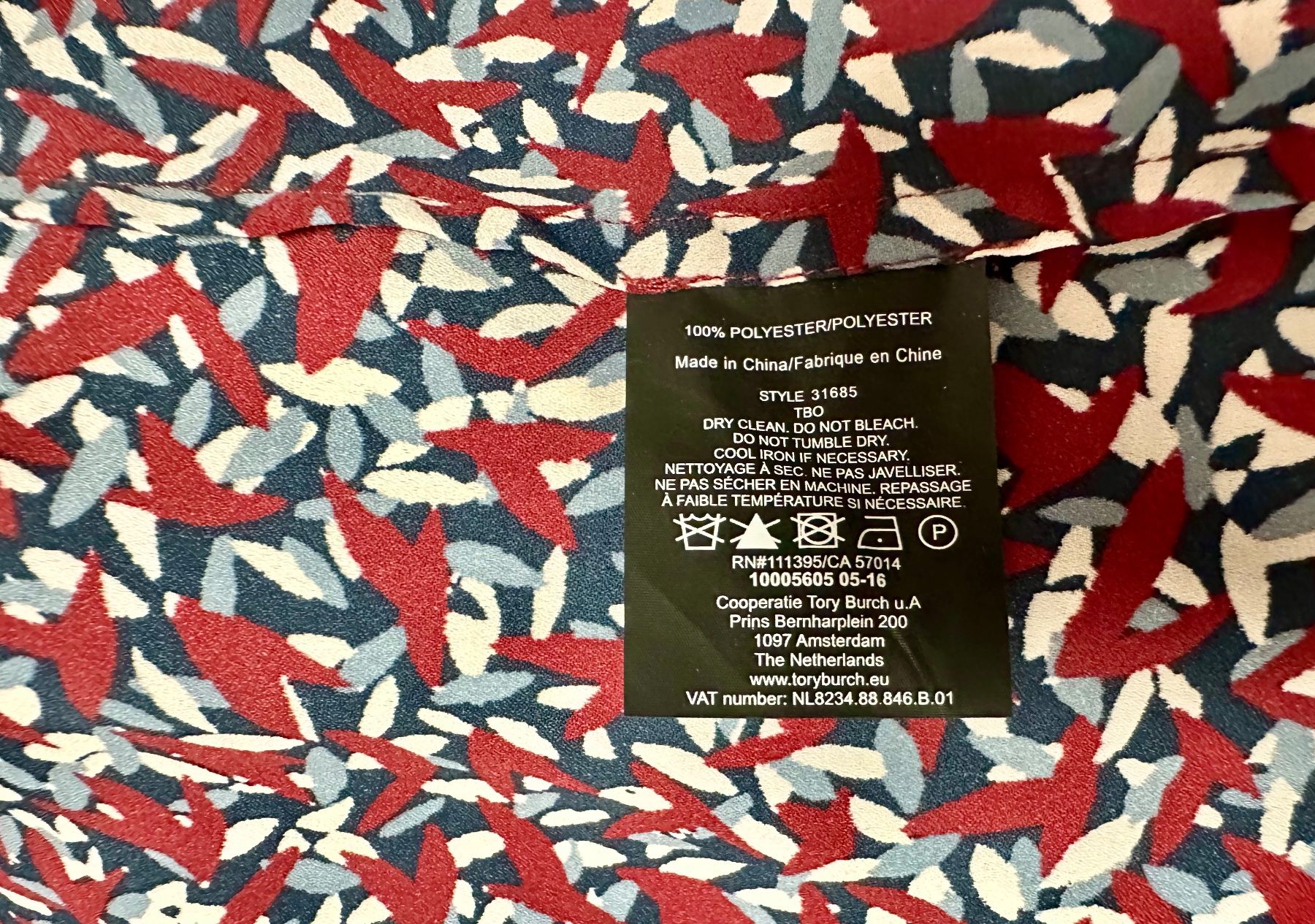 Tory Burch Camicette: Tory Burch Red Agate Confetti Blouse US 0 – Nuovo e nell'imballaggio originale da Trin venduto da kat_pmj8 8