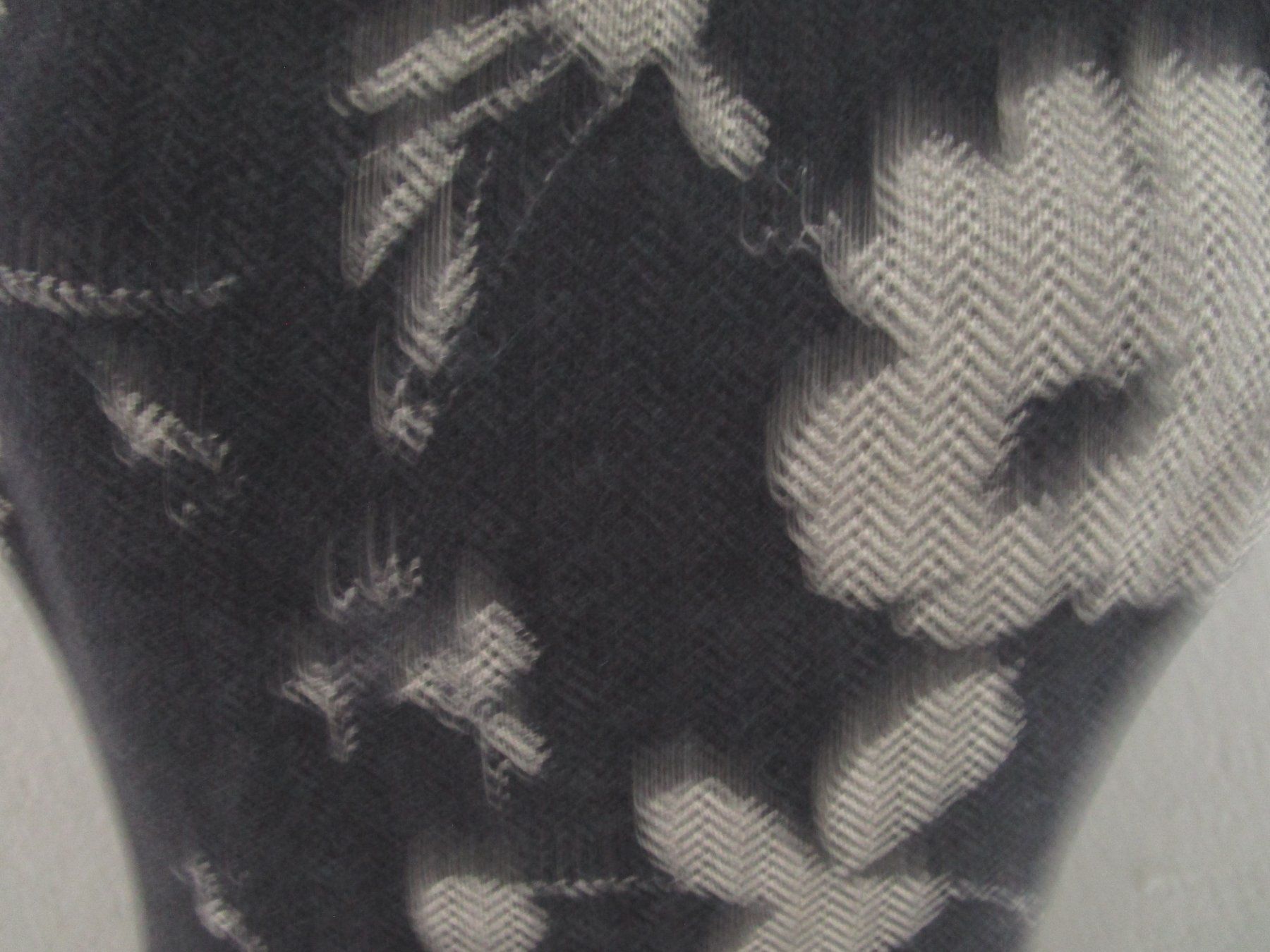 Armani Kleider: Etuikleid Armani ca. Gr. 36 ital. Gr. 42 – Gebraucht aus Volketswil von Globine100 1