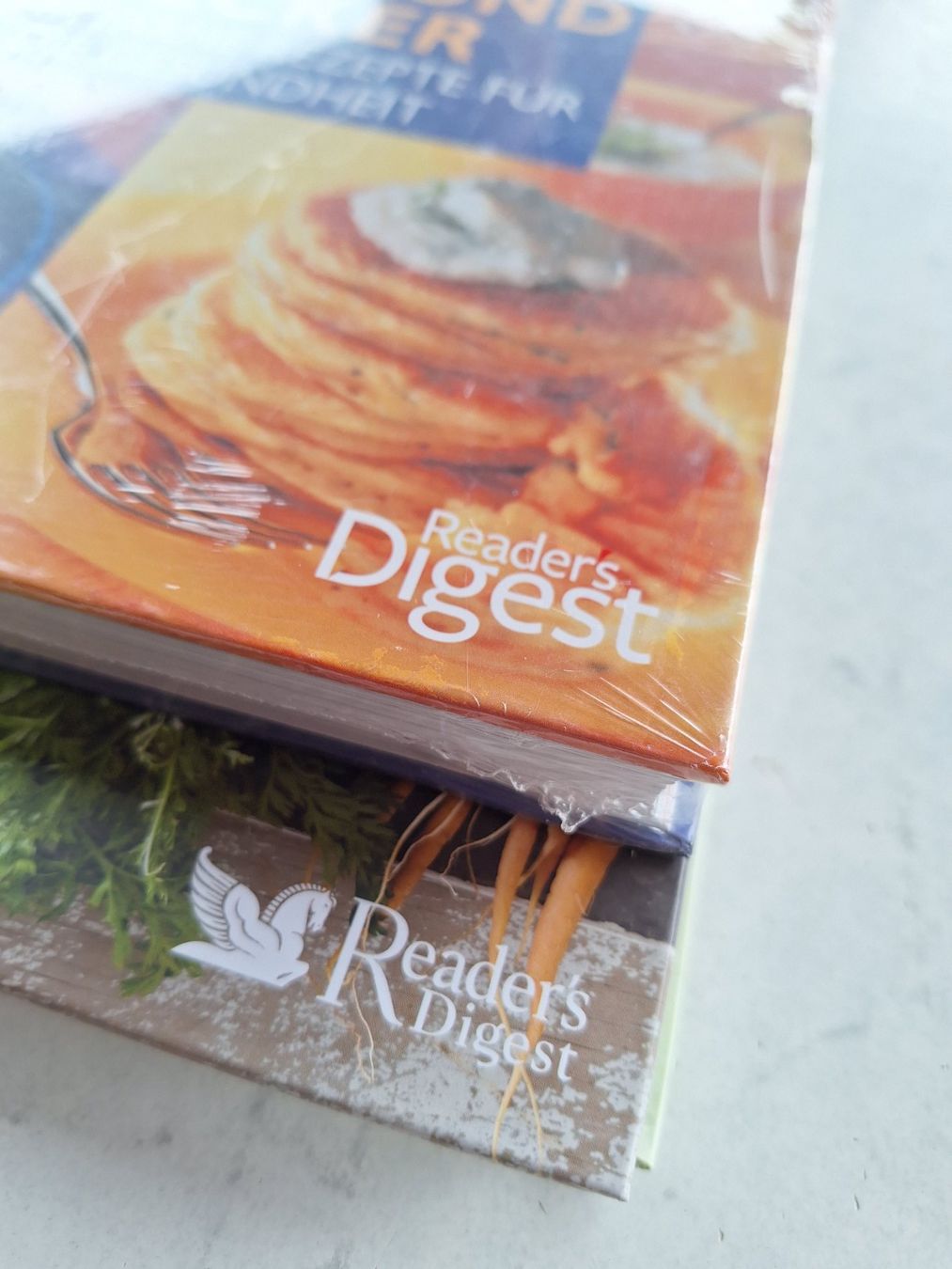 Libri: 2 HÜBSCHE KOCHBÜCHER – Usato da Huttwil venduto da Kunterbuntli 4