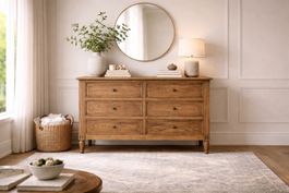 Elegante Massivholz-Kommode im Vintage-Stil