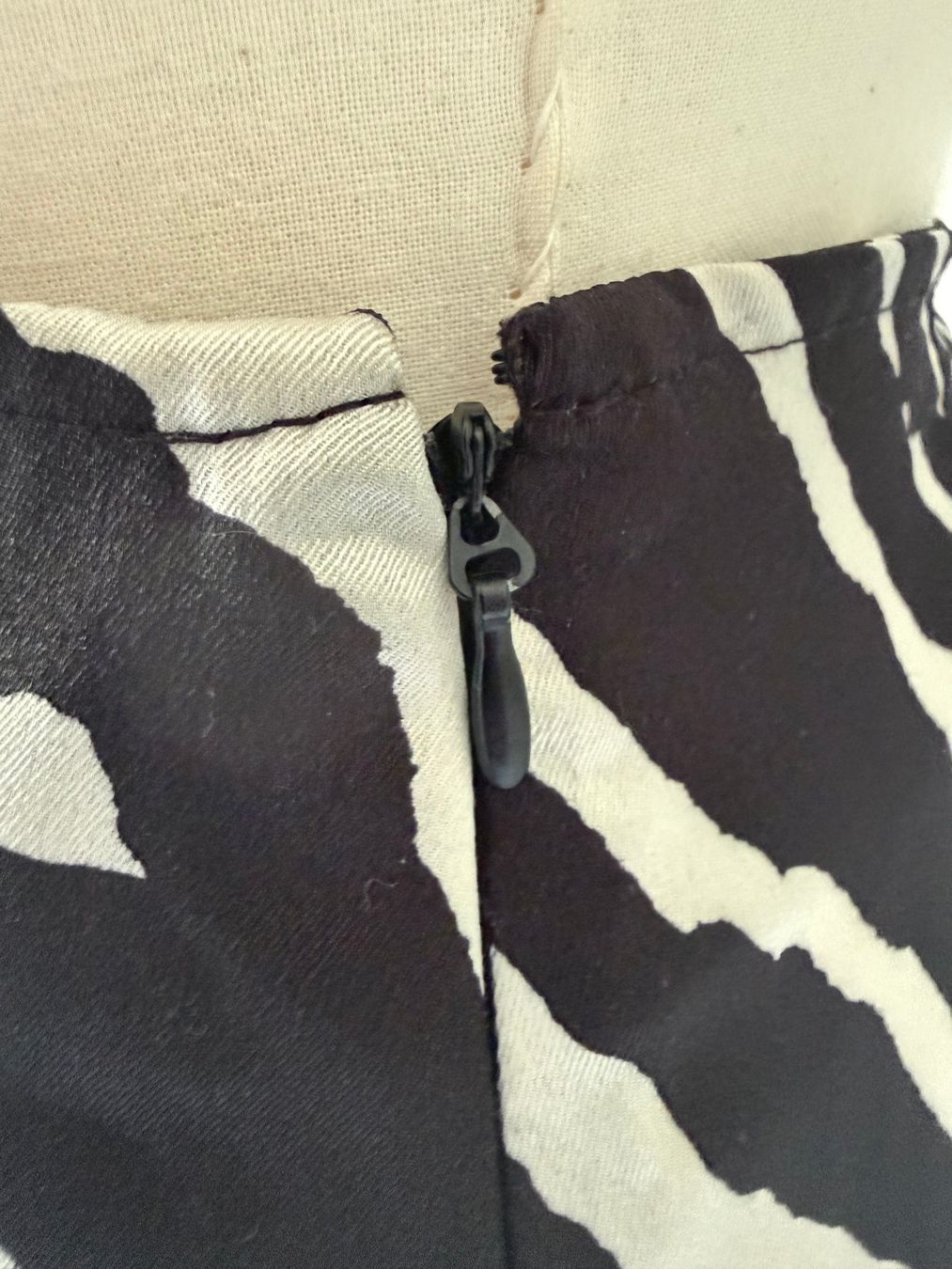 Vero Moda Gonne: Rock Vero Moda Grösse XS – Usato da Kirchdorf AG venduto da coco123 3