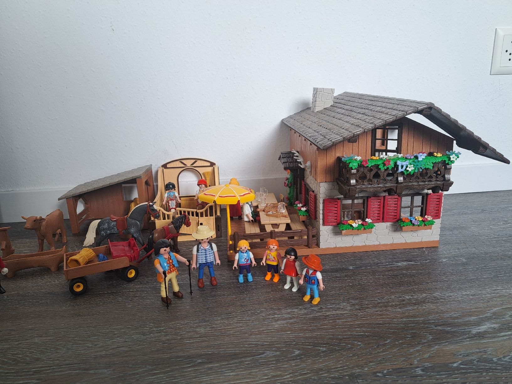 Playmobil Giocattoli: Playmobil Alphütte – Usato da Appenzell Eggerst. venduto da joenja