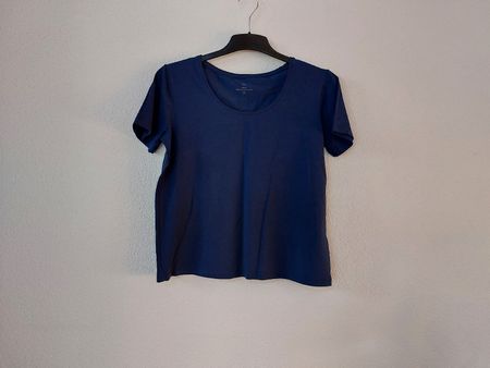 Dunkelblaues Damen T-Shirt, Grösse XL, neuwertig!