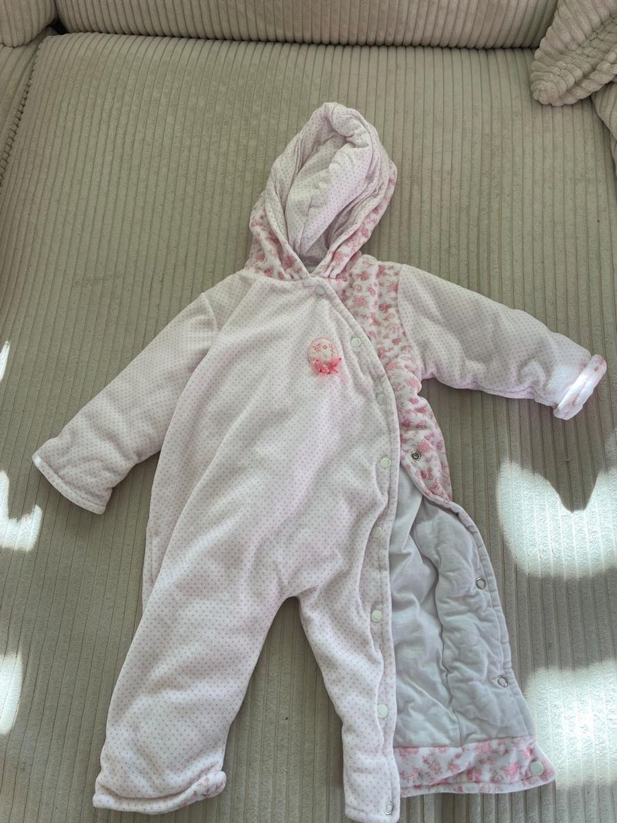 Completi: Combinaison pilote bébé fille rose hiver chaud 62 – Usato da Martigny venduto da lovejess