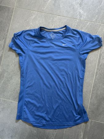 T shirt sport Nike