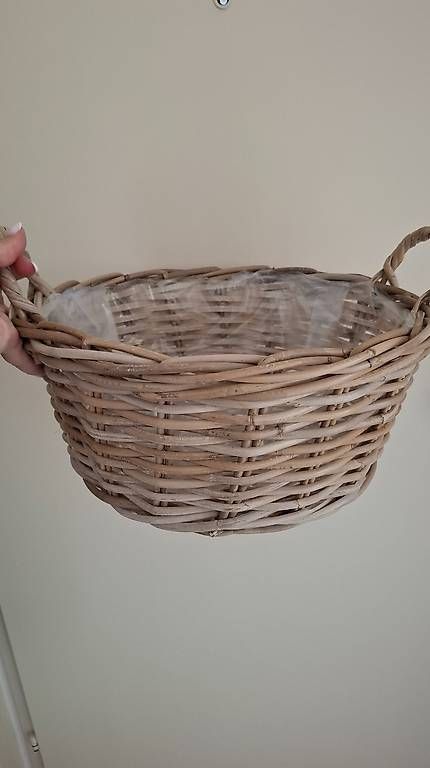 Vasi per fiori: Rattan Blumenkorb – Nuovo (secondo la descrizione) da Aefligen venduto da helinae90