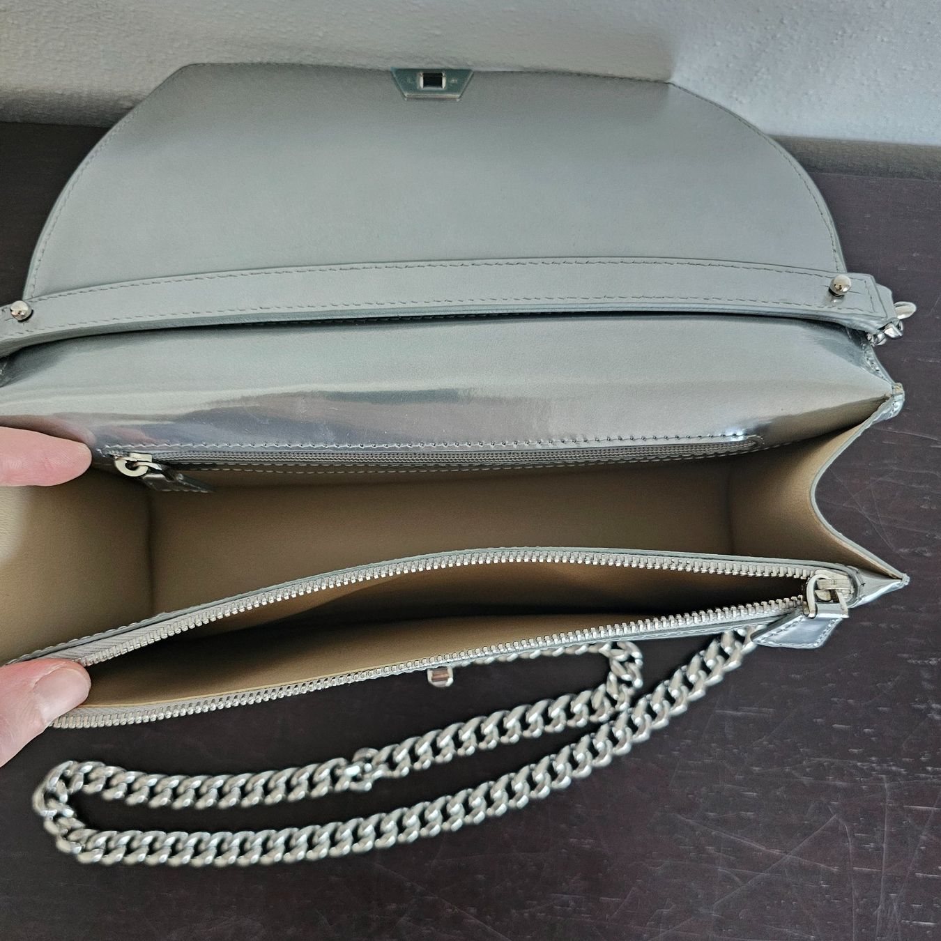 Akris Borse da donna: NEW AKRIS Anouk Envelope Crossbody Bag – Nuovo (secondo la descrizione) da Origlio venduto da ann_q6qv 7