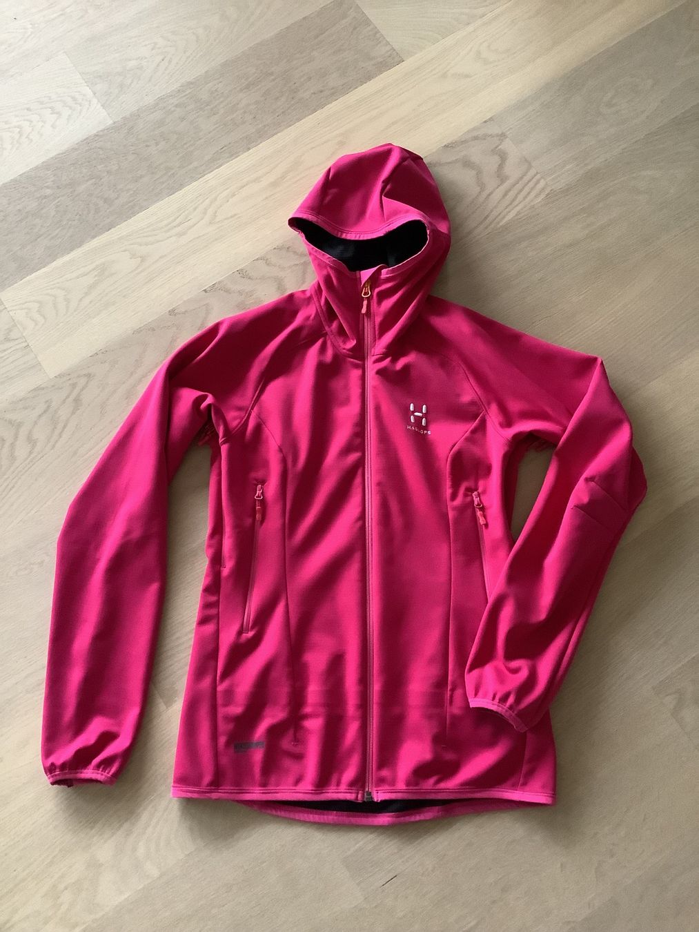 Haglöfs Giacche: Soft Shell/Windstopper, Haglöfs, Gr. S, Cyclam – Nuovo (secondo la descrizione) da Cham venduto da capalari