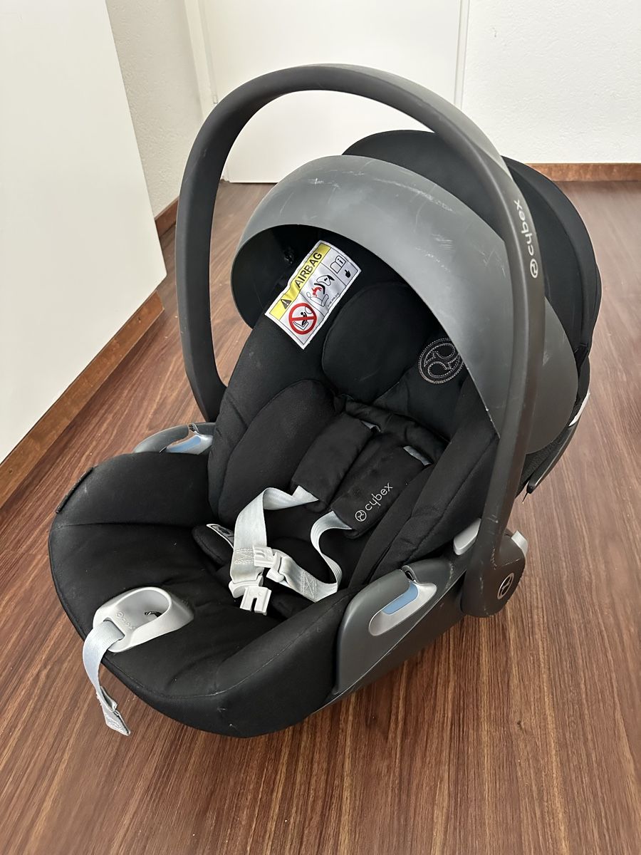 Cybex Seggiolini per auto: Cybex Cloud Z i-Size Babyschale schwarz – Usato da Uetendorf venduto da MeLe___