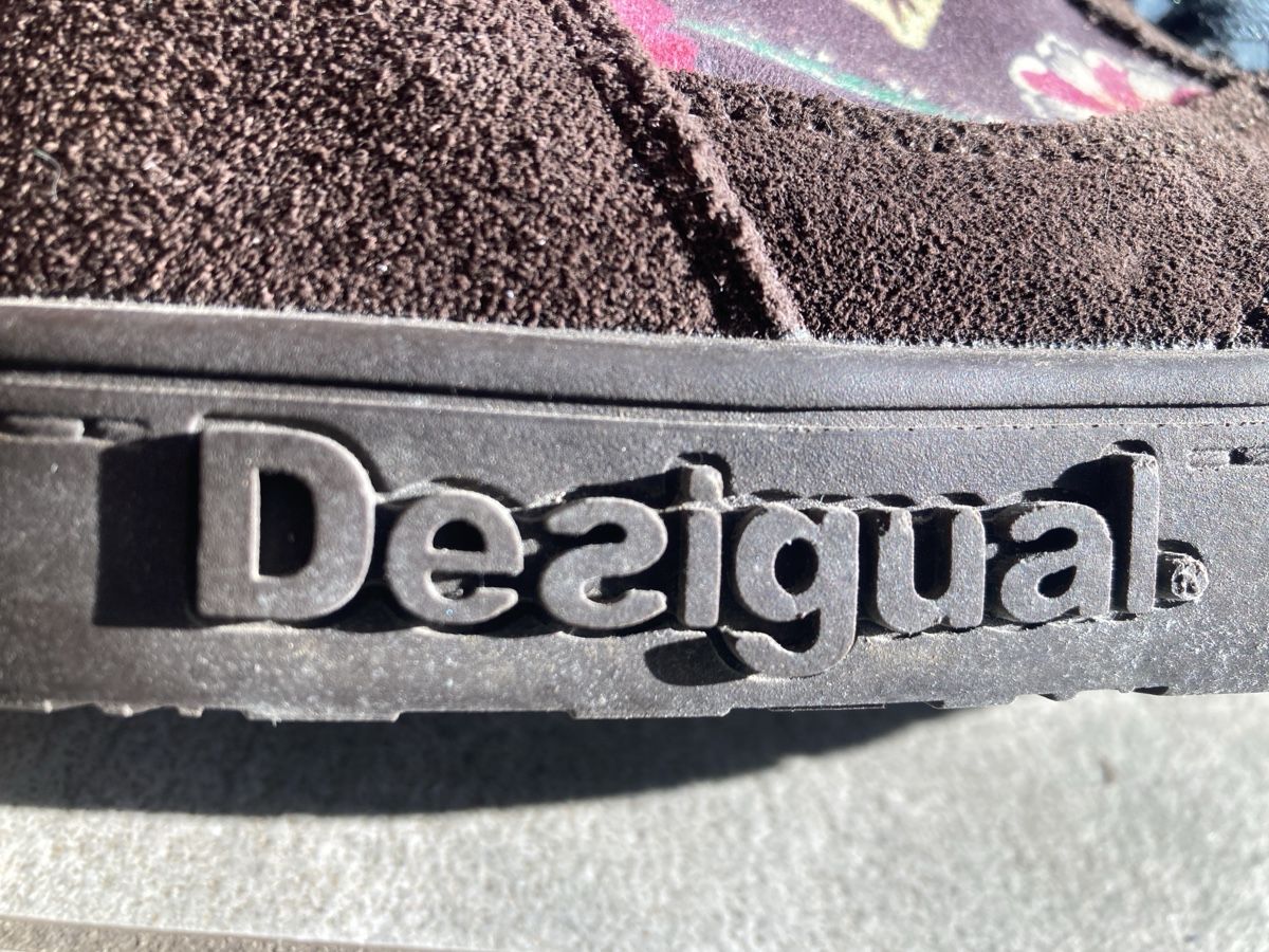 Desigual Scarpe da donna: Bottines montantes Desigual, taille 38 – Usato da Daillens venduto da blancheneige4 2