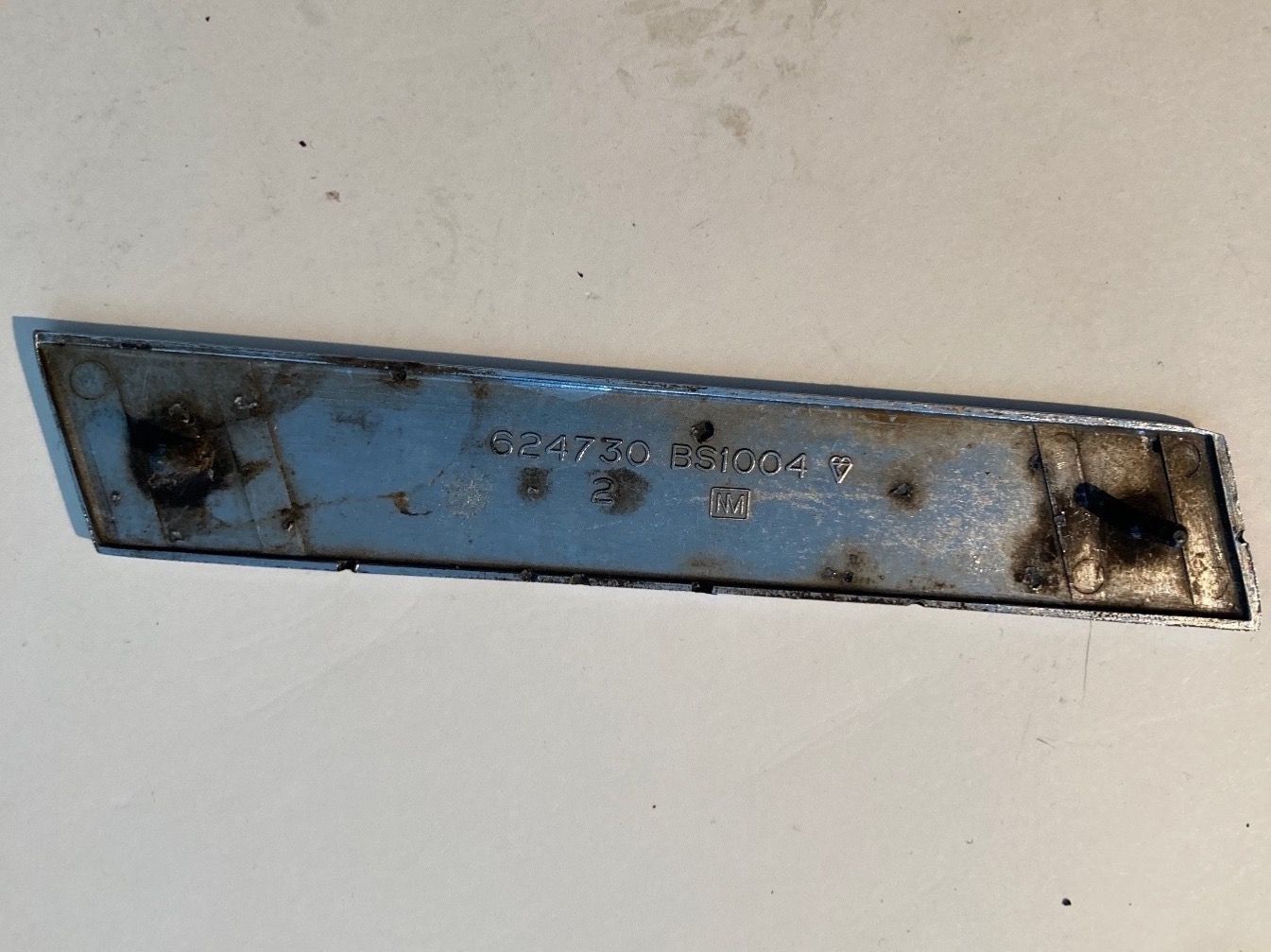 Triumph Tutti pezzi di ricambio auto: Triumph Spitfire IV Emblem – Usato da Münsingen venduto da Rehtre 1