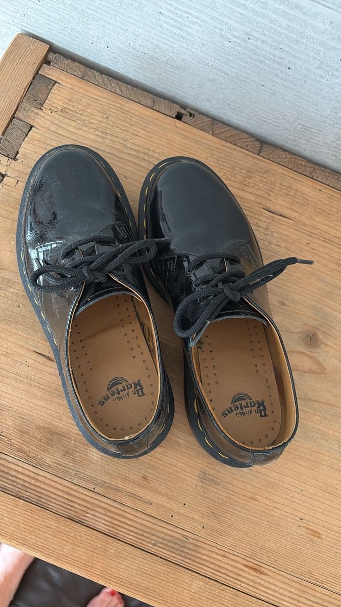 Dr. Martens Scarpe da donna: Dr. Martins  Lackleder Gr. 36 – Nuovo (secondo la descrizione) da Walenstadt venduto da Flaenk99 3