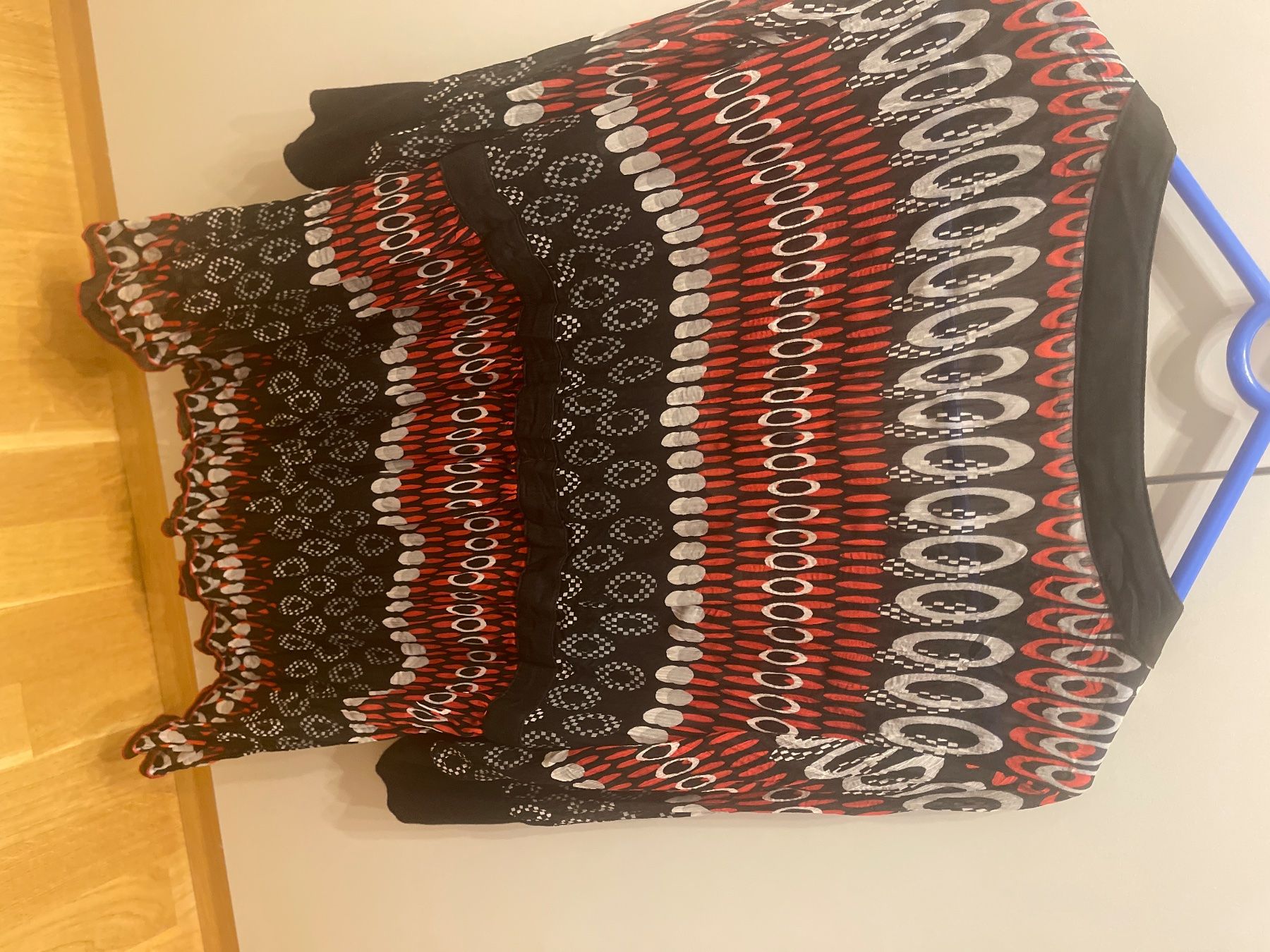 Camicette, T-shirt & Top: Bluse – Usato da Birmensdorf ZH venduto da irina61 1