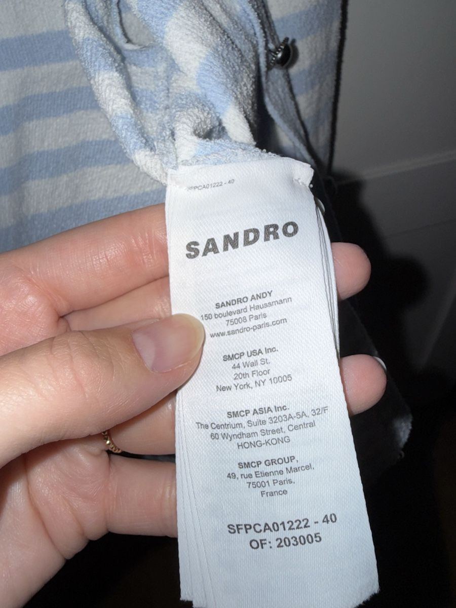 Sandro Giacche: Schöne Blaue Strickjacke von Sandro  – Usato da Bottmingen venduto da Itsclaire 3