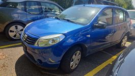 Dacia Sandero 1.2 Limousine blau met. 2010