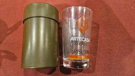 2 bicchieri da vino in vetro con contenitore in plastica