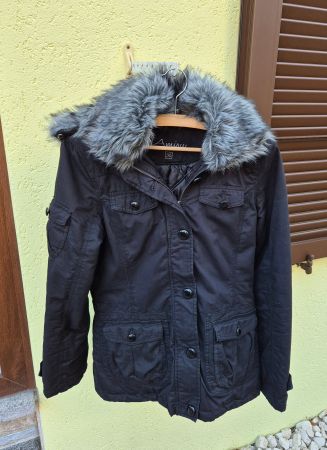 Damen Winterjacke Grösse 36-38