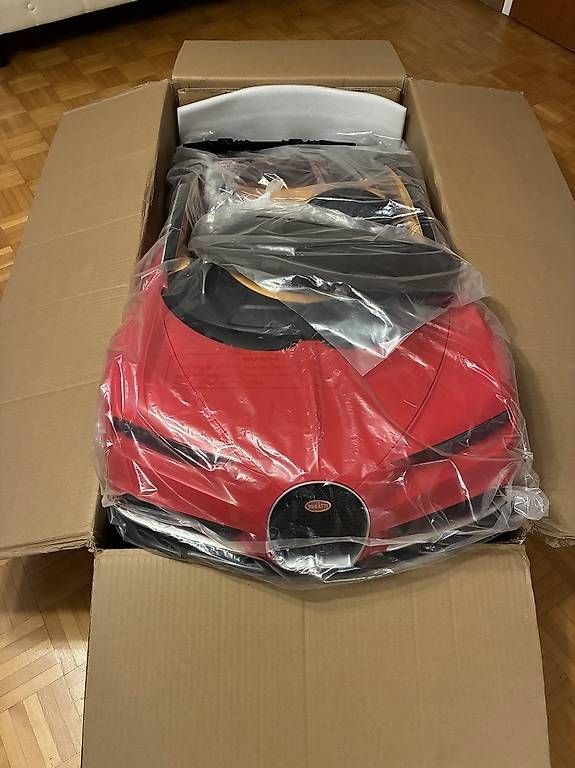 Bugatti Véhicules pour enfants: Bugatti Chiron rot Kinder Elektroauto – Neuf (Voir description) à Grabs par dovaniha