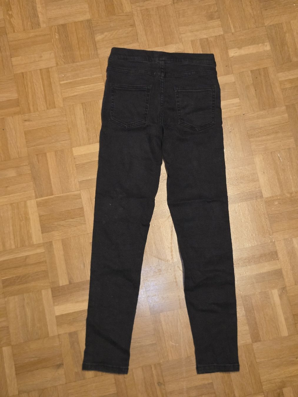 Pantaloni: Skinny Jeans  – Usato da Basel venduto da due_rg7v 2