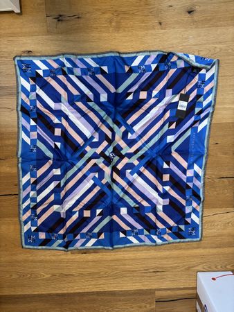 Maison Heroine Seidentuch Clara Graphic blau neu mit Etikett