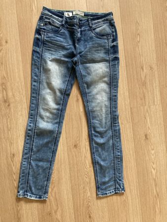 Street One Jeans Gr.29/32 sehr guter Zustand 
