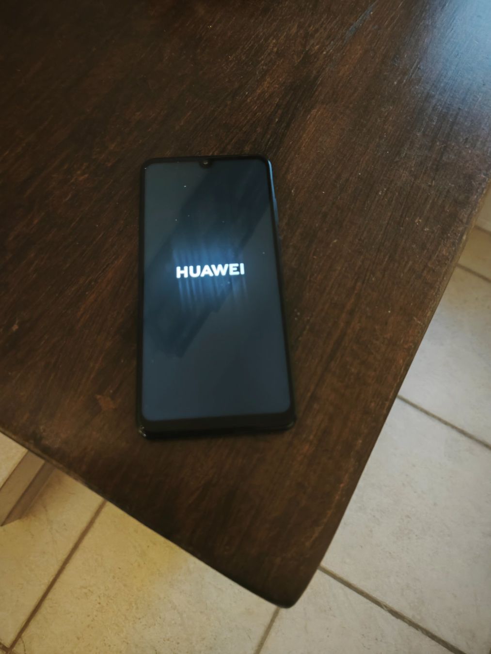 Huawei Handys / Smartphones: Huawei P30 Lite – Neu (gemäss Beschreibung) aus Jona von learco65