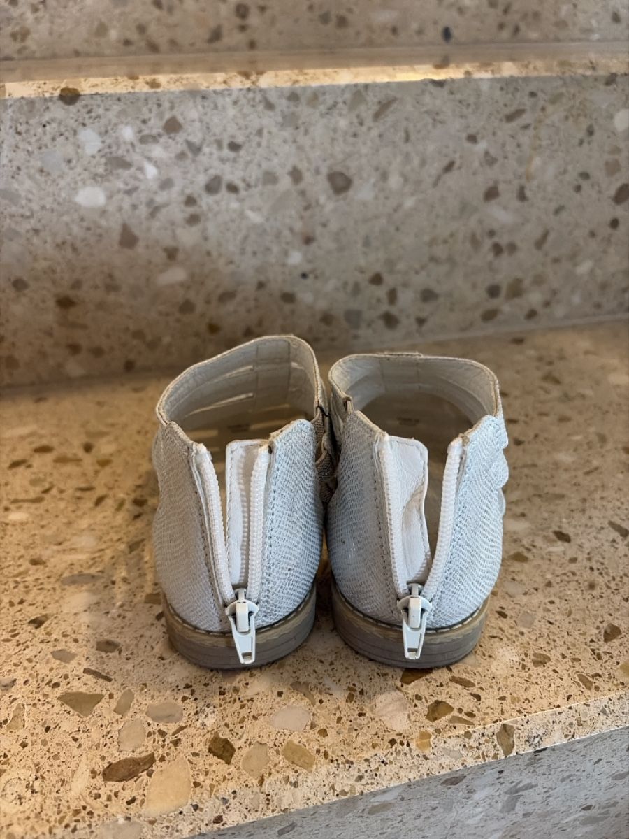 Chaussures filles: Sandalen Grösse 32 – Neuf (Voir description) à Granges-Paccot par Fwaeber 3