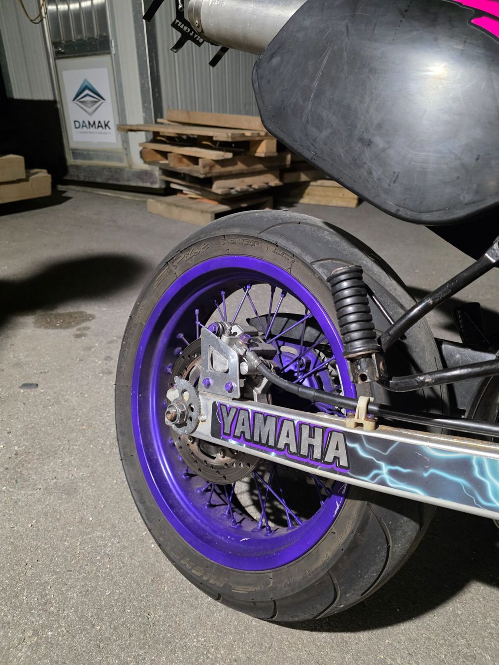 Strada: Yamaha DT125R – Usato da Gurmels venduto da CedricTschannen 4