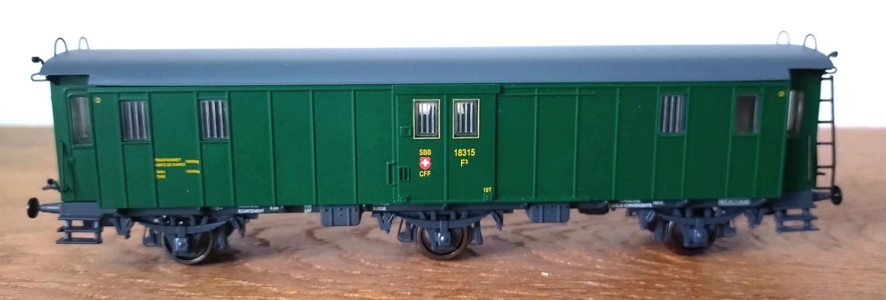 Liliput Modellini di ferrovie: Liliput SBB Oldtimer-Zug 5-teilig DC H0 neu – Nuovo e nell'imballaggio originale da Gipf-Oberfrick venduto da Erbh01 2