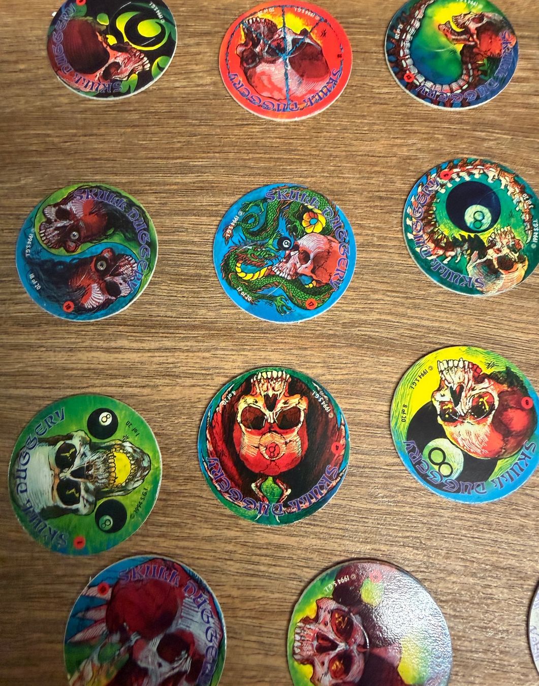 Giochi: Tog's / Pogs / Kapseln - Skull Serie - – Usato da Nussbaumen AG venduto da olitech5415 2