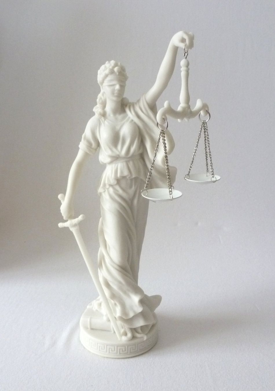 Figuren: Kunstharz-Statue - Justitia – Neu und originalverpackt aus Mauren von Yeelen
