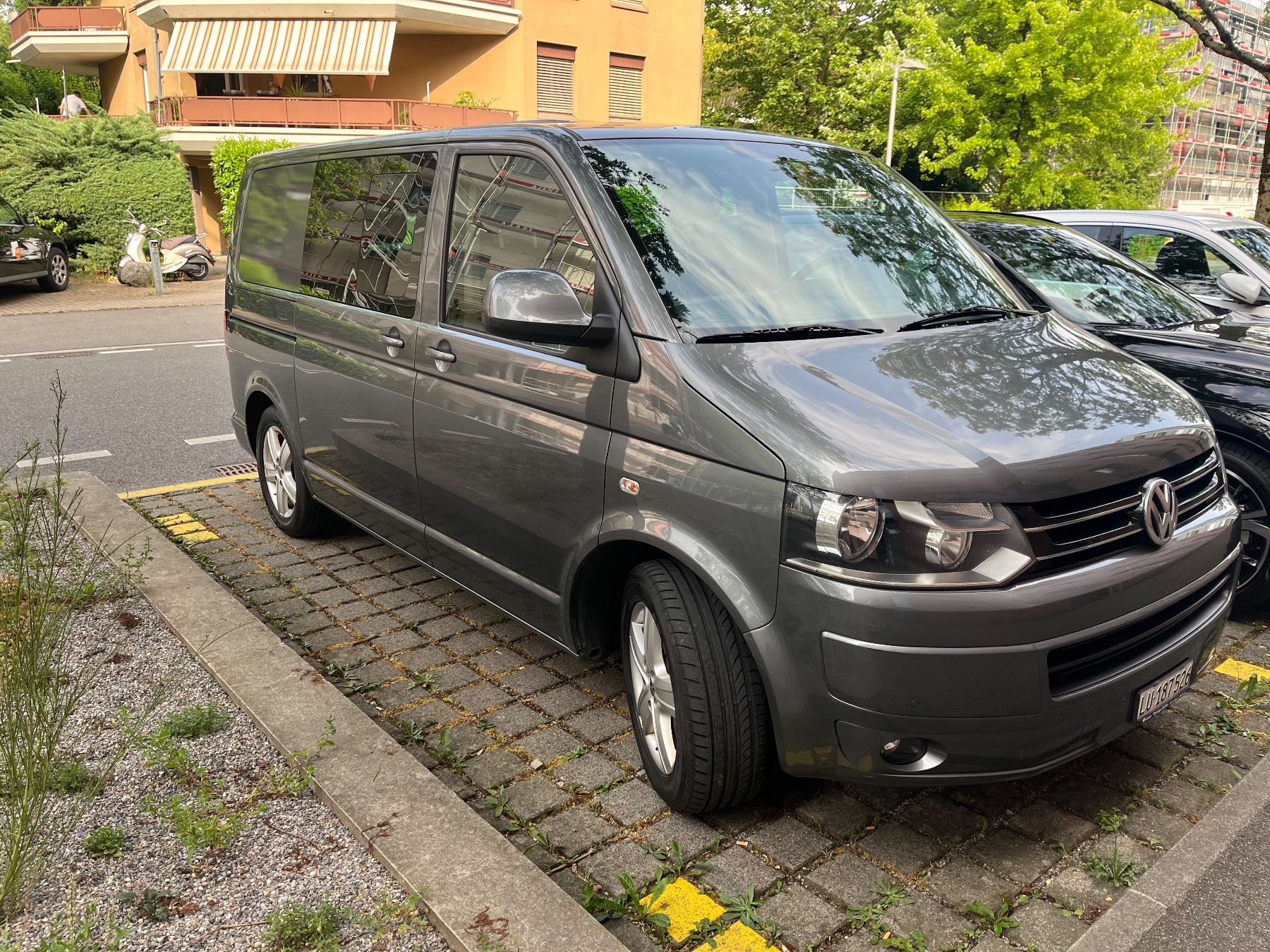 VW Autos: VW T5 Mulitivan TDI – D'occasion à Luzern par McSeiler 1