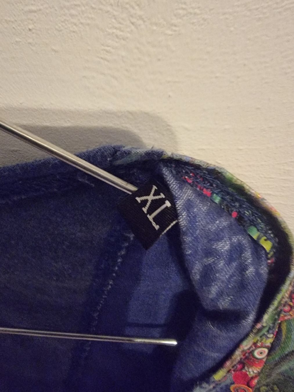 Desigual Kleiderpakete: Lot Desigual XL – Gebraucht aus st-Léonard von Pegaze0 2