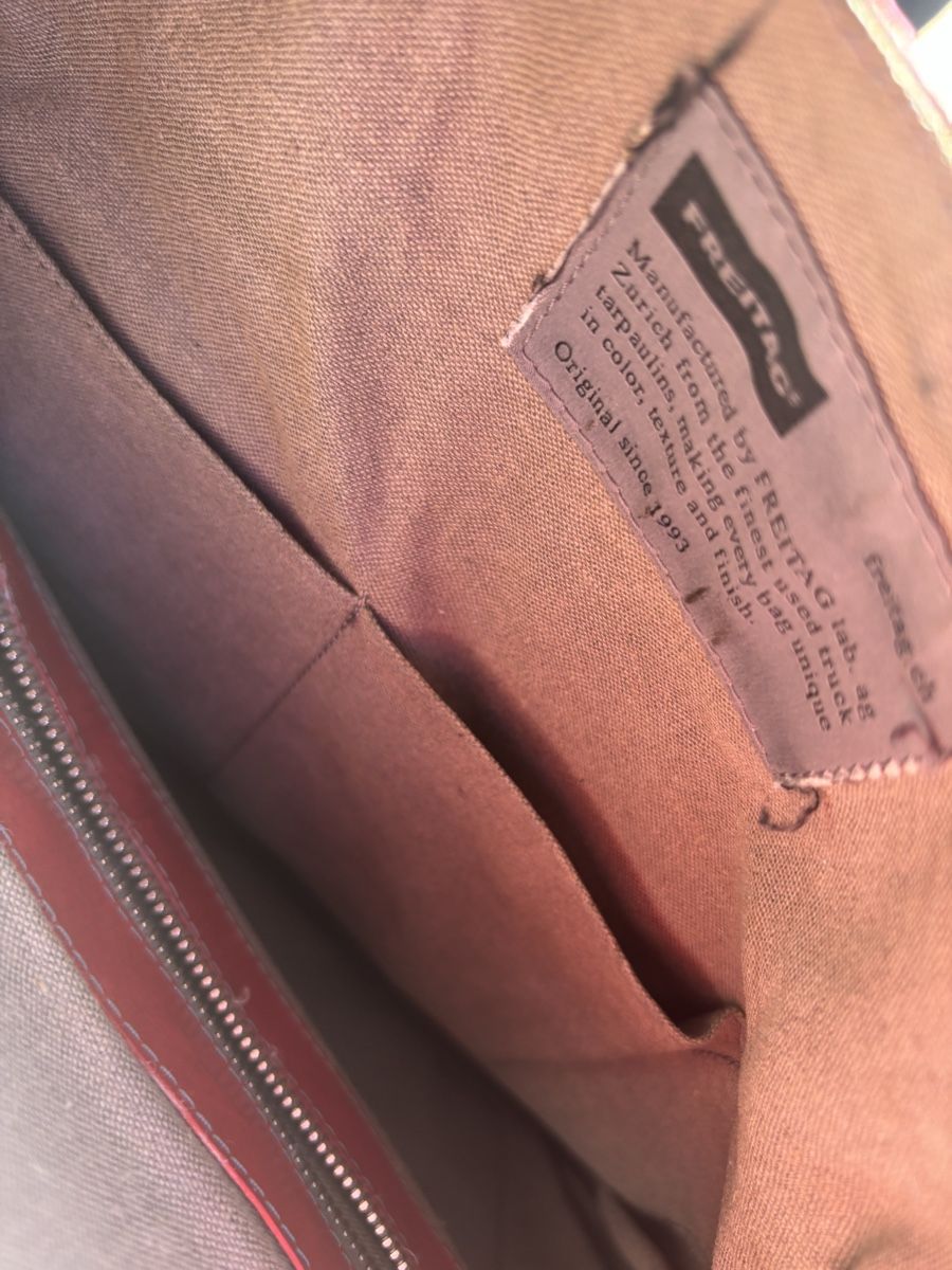 Freitag Borse da donna: Freitag rot – Usato da Glattfelden venduto da Krokus2 5