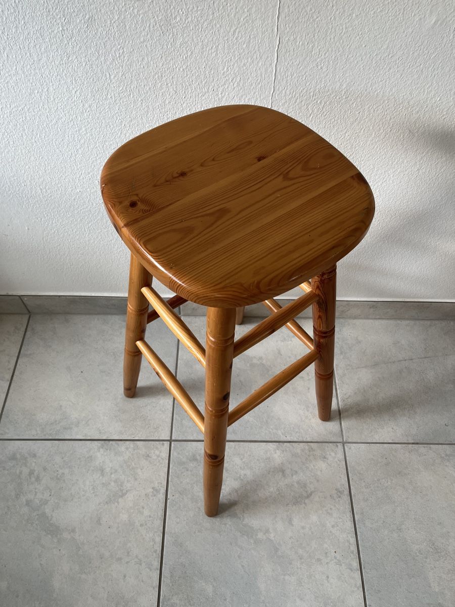 Sgabelli: Barhocker massiver Holz – Usato da Münchenstein venduto da tai_s2cw 1