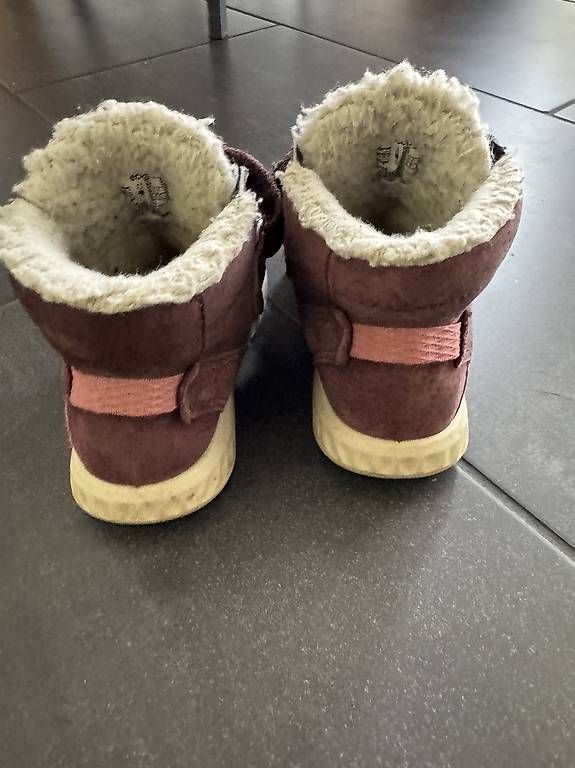 Schuhe für Jungen: Winterschuhe 23 – Gebraucht aus Jona von Betty010 2