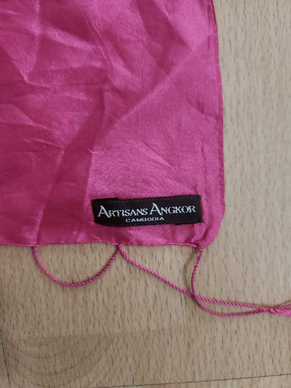 Foulards, Tücher & Schals: Écharpe Artisans Angkor en soie rose  – Gebraucht aus Niedergösgen von Eva2410 1