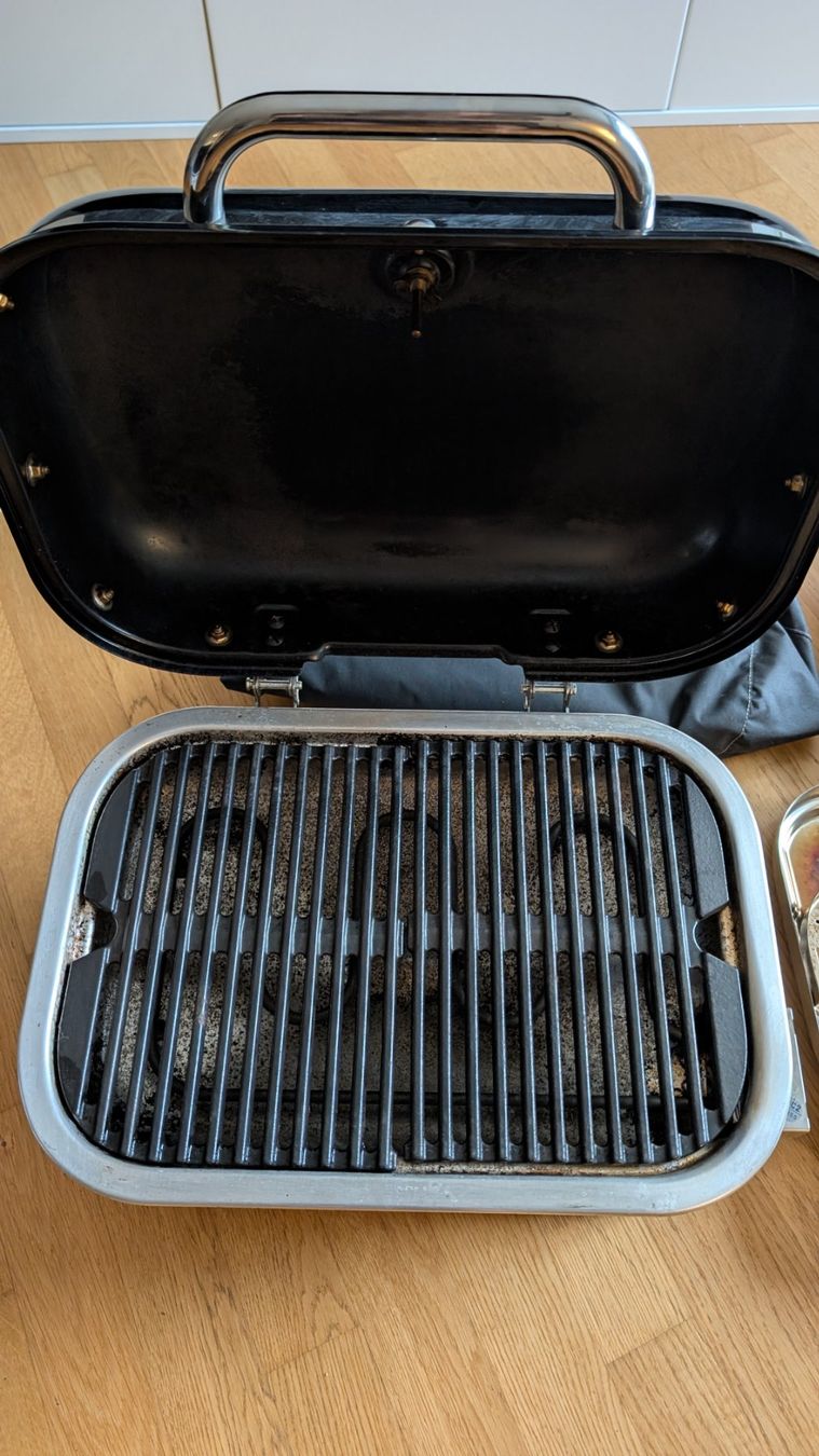 Weber Grills: Weber Eldergektrogrill Lumin Compact (+Gratis Räucher Chips) – Gebraucht aus Wetzikon ZH von dani-meier 1