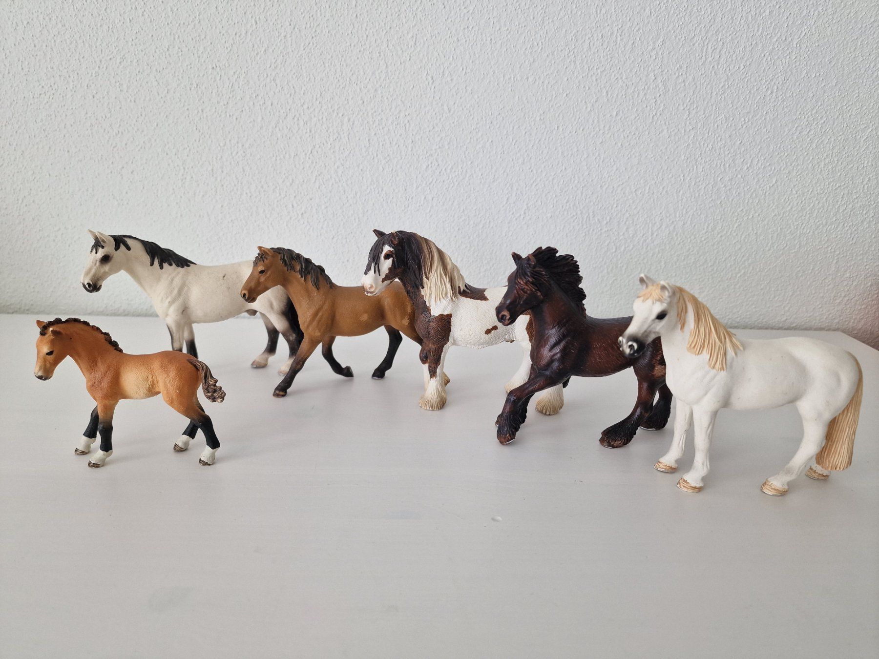 Schleich Figuren: 6 Schleich Pferde – Gebraucht aus Root von Tanja.st